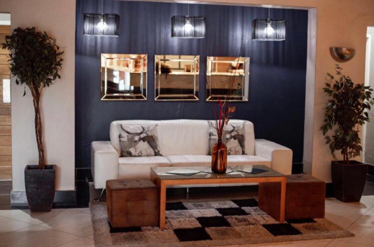 פאלאבורווה Cajori Hotel מראה חיצוני תמונה