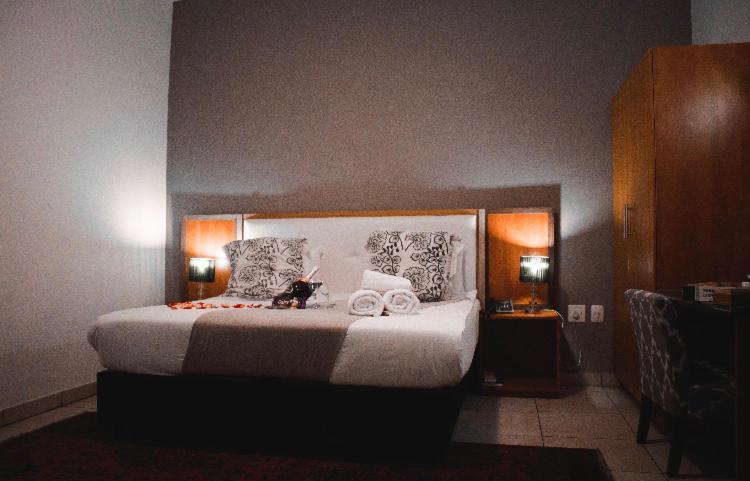 פאלאבורווה Cajori Hotel מראה חיצוני תמונה