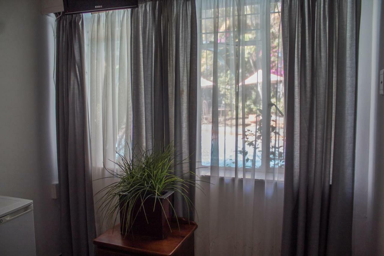 פאלאבורווה Cajori Hotel מראה חיצוני תמונה