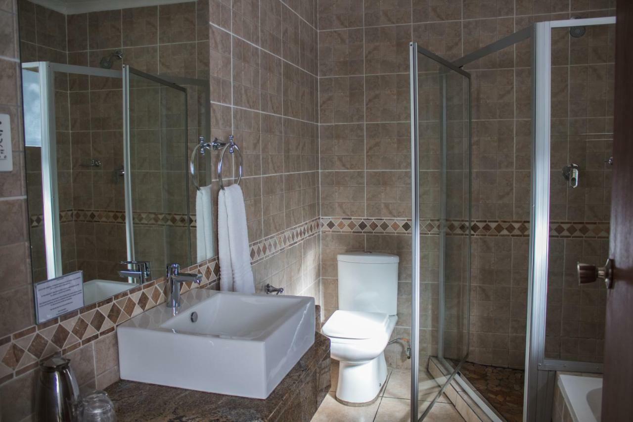 פאלאבורווה Cajori Hotel מראה חיצוני תמונה