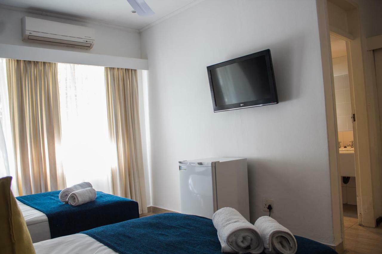 פאלאבורווה Cajori Hotel מראה חיצוני תמונה